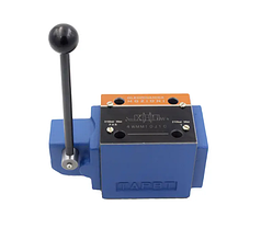 Ручний гідророзподілювач ДУ10, схема D (574A)(фіксатор без пружинного повернення)