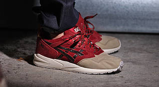 Кроссовки женские Asics Gel Saga / ASC-561