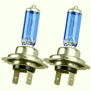 Наш інтернет магазин спеціалізується на продажі світлотехнічної продукції, ламп спеціального призначення і звичайних ламп.