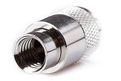 Штекер UHF накручується, під RG-213