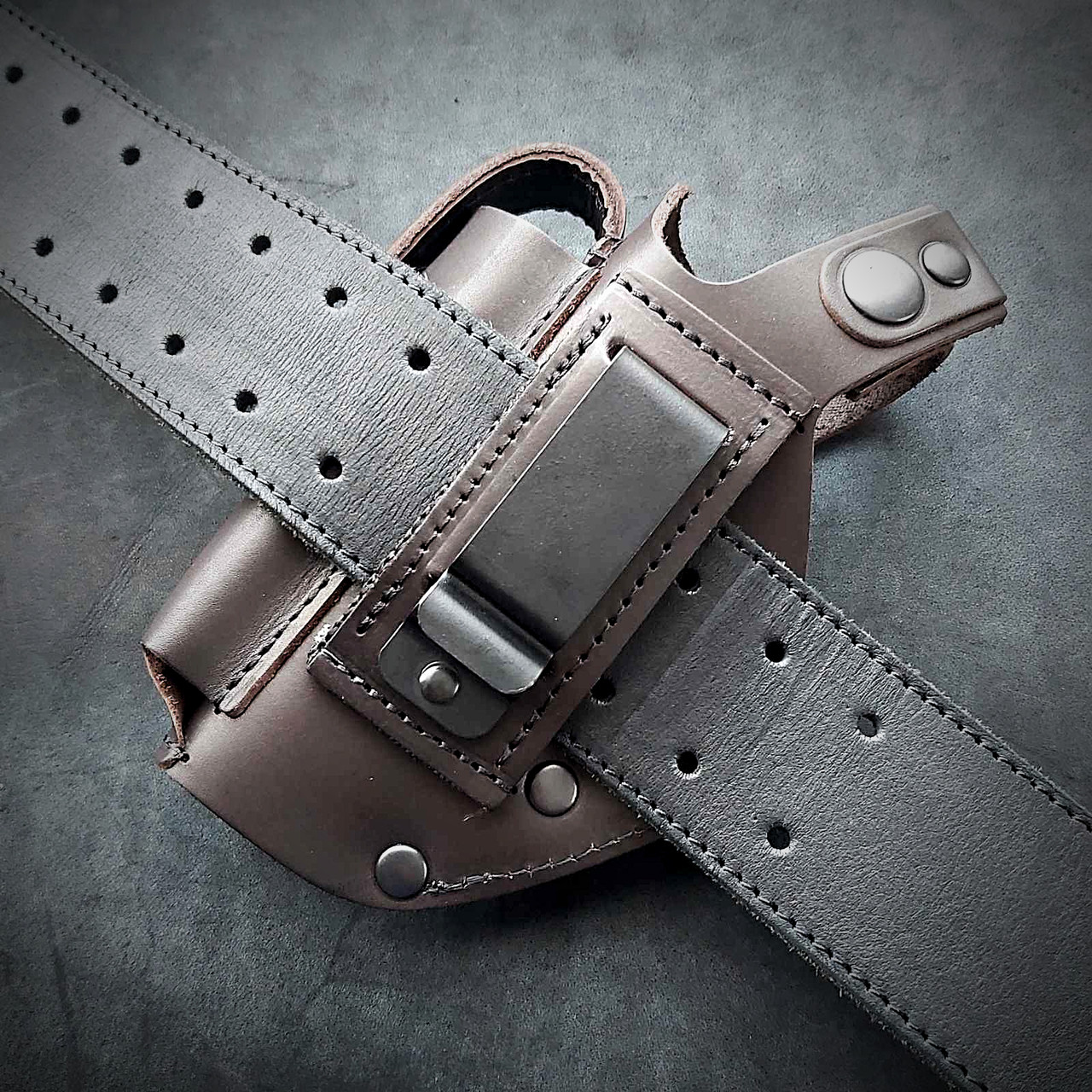 Поясна кобура для ПМ на скобі з натуральної шкіри , коричнева