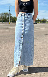Жіноча джинсова блакитна спідниця максі на ґудзиках 26-го розміру