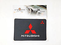 Килимок на панель антиковзкий Mitsubishi