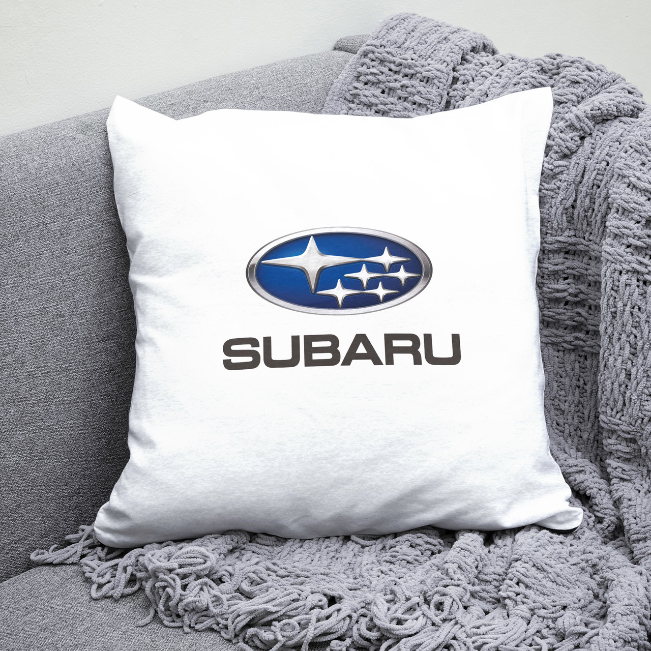 Подушка 35*35 см з маркою авто Subaru / Субару. Найкращий подарунок чоловіку