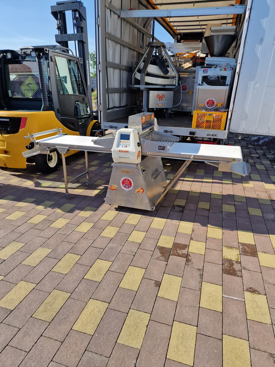 Тісторозкатка автомат Rollfi + закрутка, фото 1