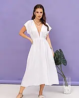 Льняное платье с декольте белое