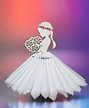 Оригінальна декоративна підставка для серветок "Дівчинка зі стрічкою", фото 2