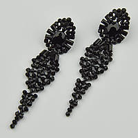 Серьги гвоздики пуссеты металлические черного цвета с хрустальными камушками длина 8 см ширина 18 мм