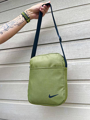 Барсетка Nike хакі з чорним лого, фото 3