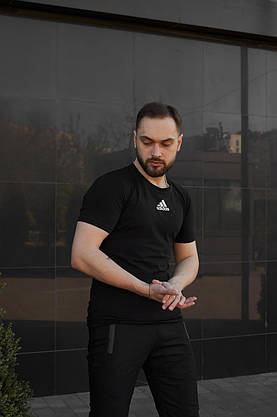 Футболка Adidas чорна (лого центр), фото 3