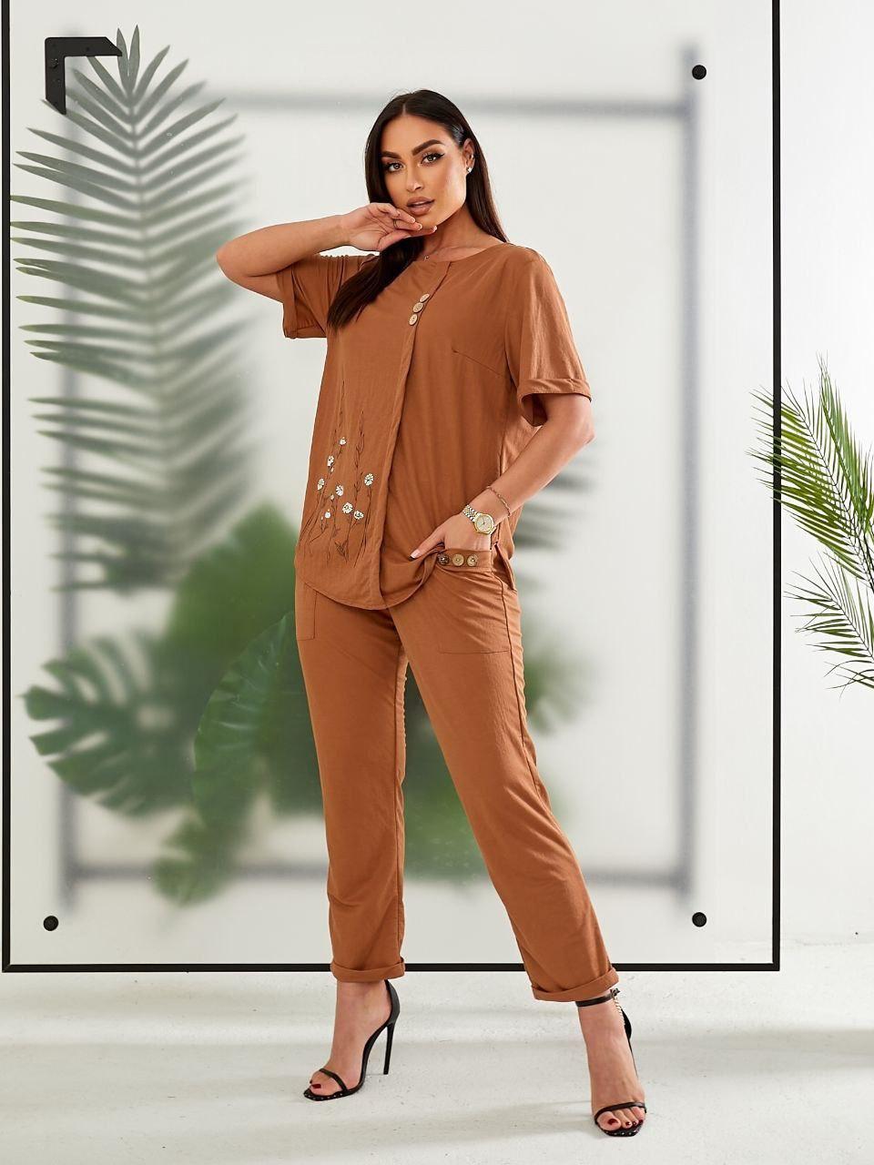 Літній жіночий лляний костюм: простора блузка та вкорочені штани, батал великі розміри, фото 1