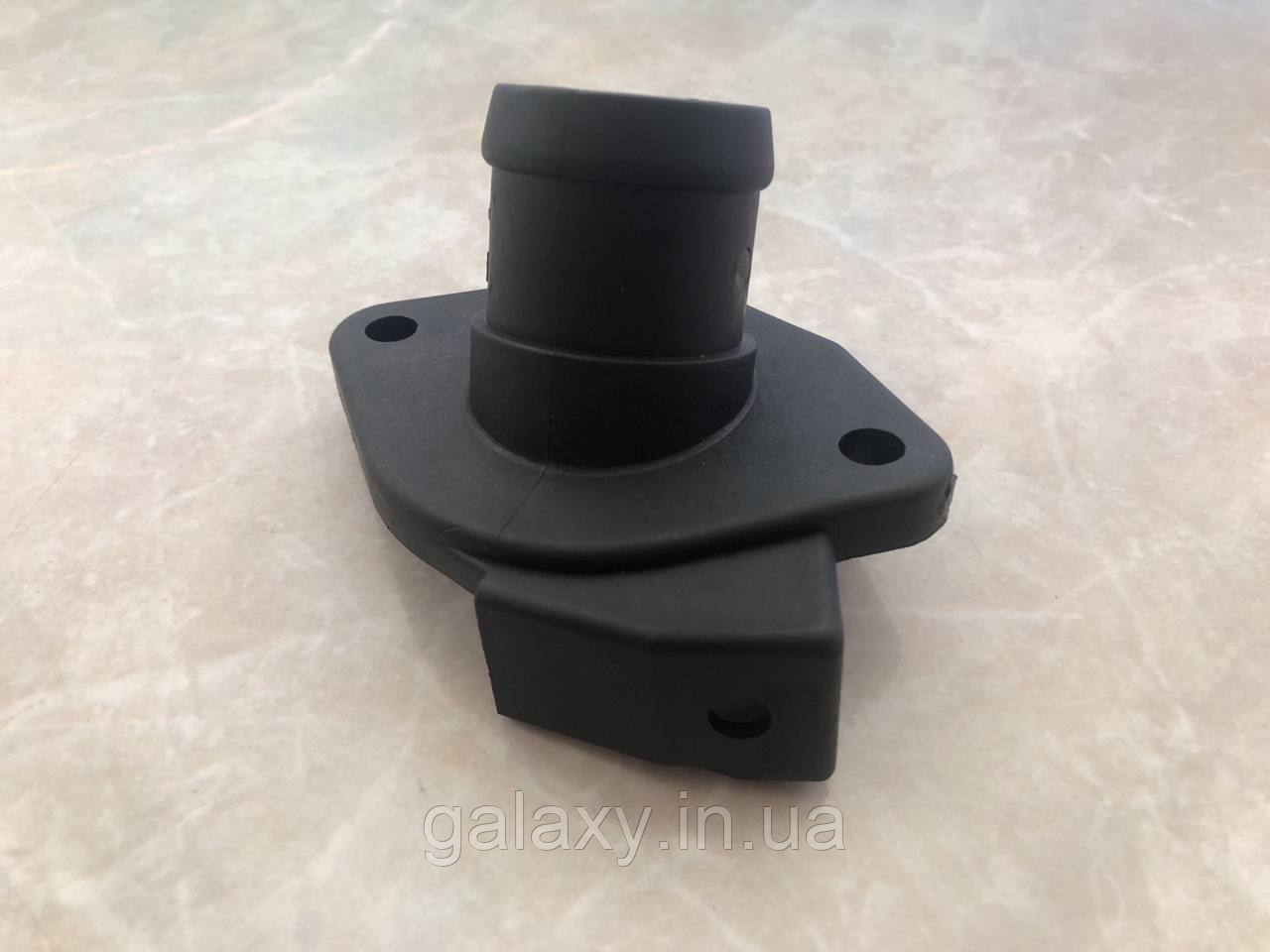 Фланець охолоджувальної рідини VW Golf Vento 1,6 Polo 1,0/1,3/1,6, фото 1