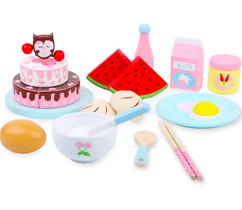 Іграшковий посуд і їжа