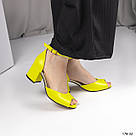 Жовті шкіряні жіночі босоніжки на підборах 6 см, фото 2