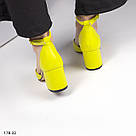 Жовті шкіряні жіночі босоніжки на підборах 6 см, фото 6