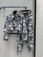 Легкий и удобный спортивный костюм Шанель из ткани с шелковым принтом new collection 2023