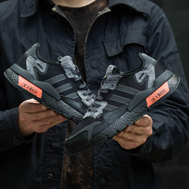 Adidas boost hombre bordo 2025