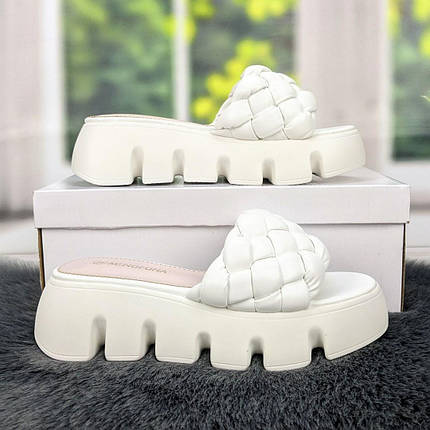 Шльопанці жіночі білі еко-шкіра плетінка на платформі Mengfuna 4133, фото 1