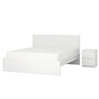 Меблі для спальні набір 2 шт. білий 140х200 см Вміст набору: 1 каркас ліжка з рейковою вставкою та центральною балкою та 1 комод з
