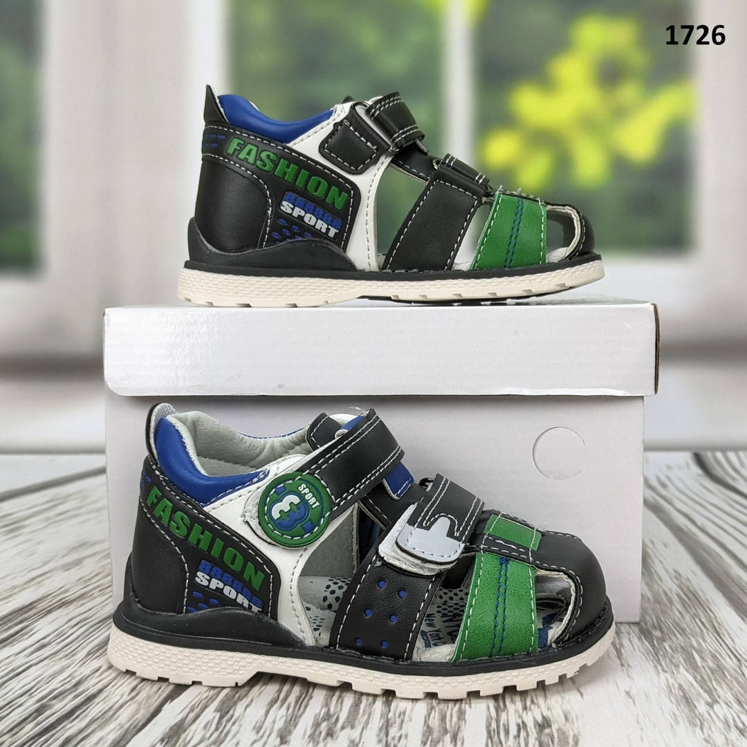 

Детские босоножки сандалии для мальчика серые с зелёным закрытые Y.Top, Серый