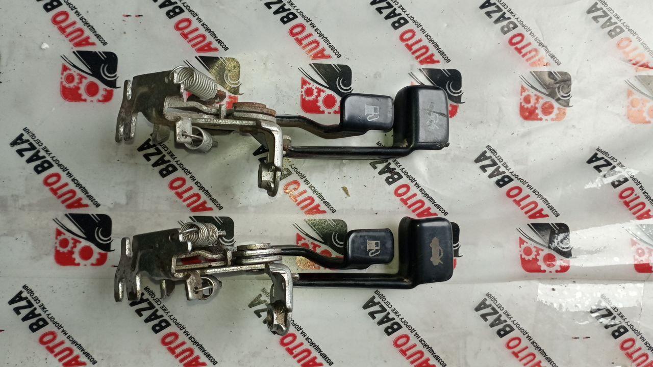 Ручка відкривання кришки багажника та лючка паливного бака LIFAN 620 - B5606410