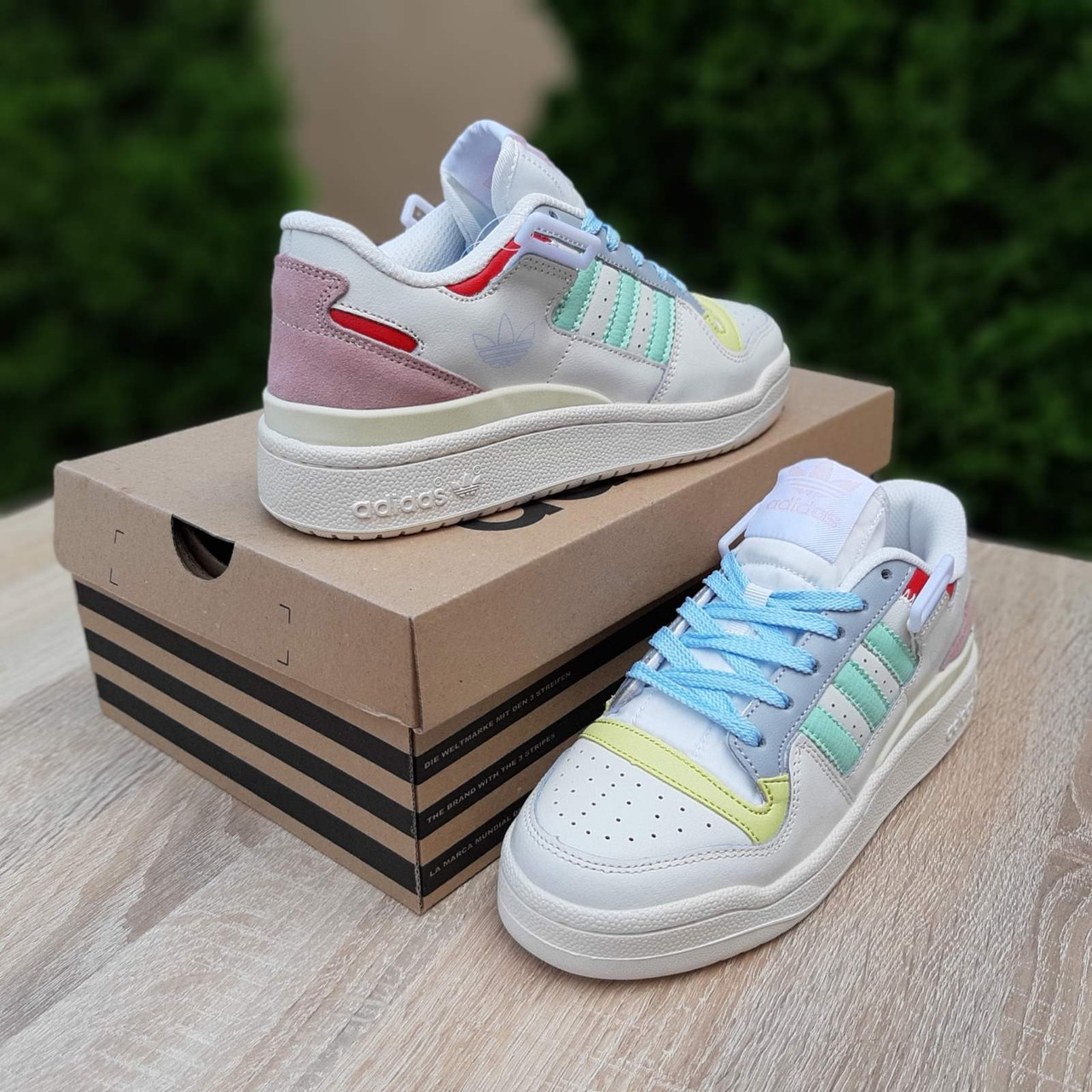 Кросівки жіночі кольорові низькі весна літо Adidas Forum Low. Взуття жіноче модне різнокольорове Адідас Форум