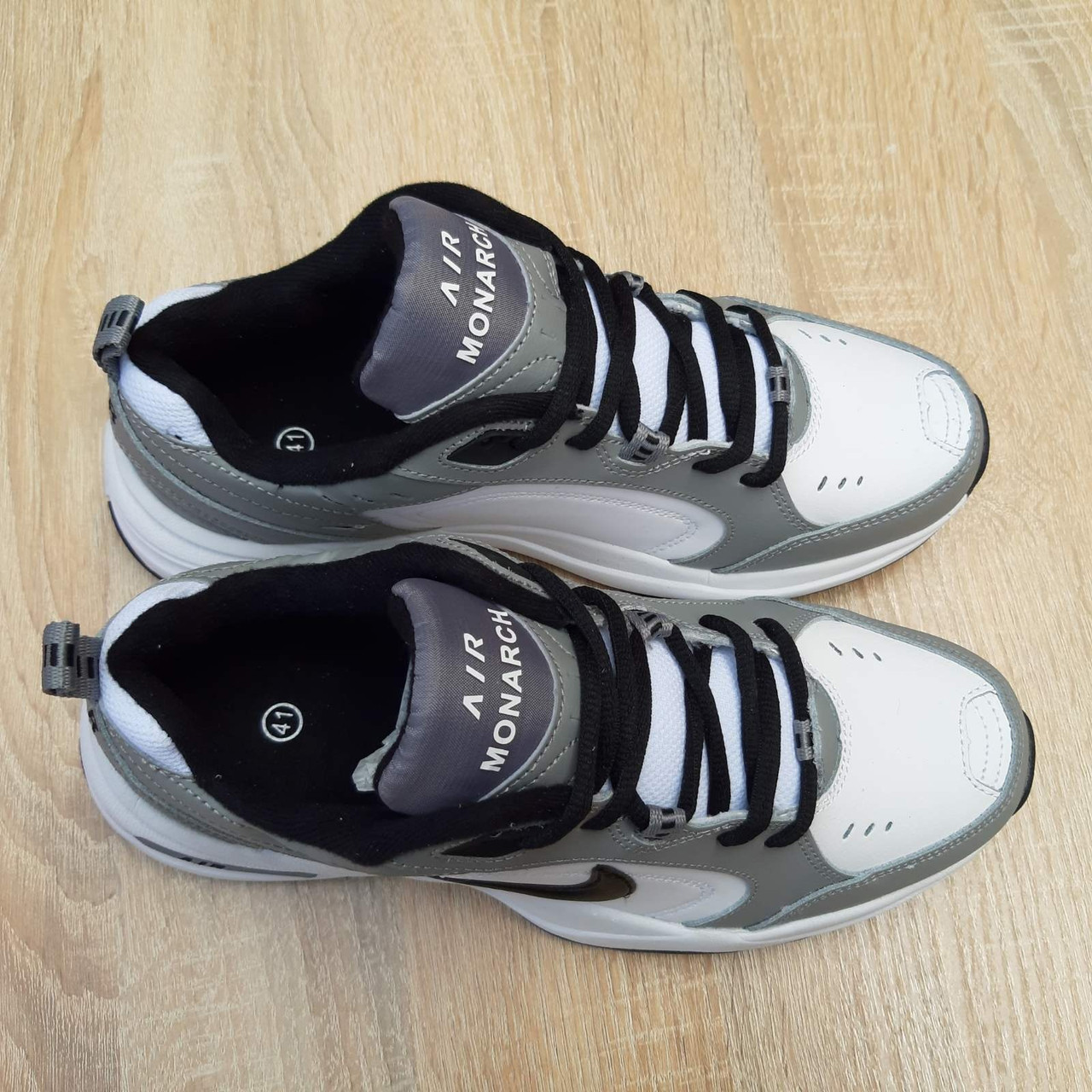 Nike Air Monarch
