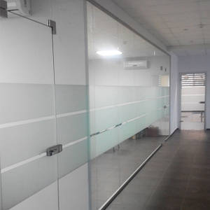 Скляні перегородки в офіс