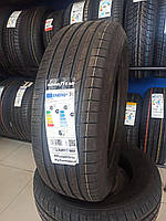 Goodyear EfficientGrip Performance 215/60 R17 96H