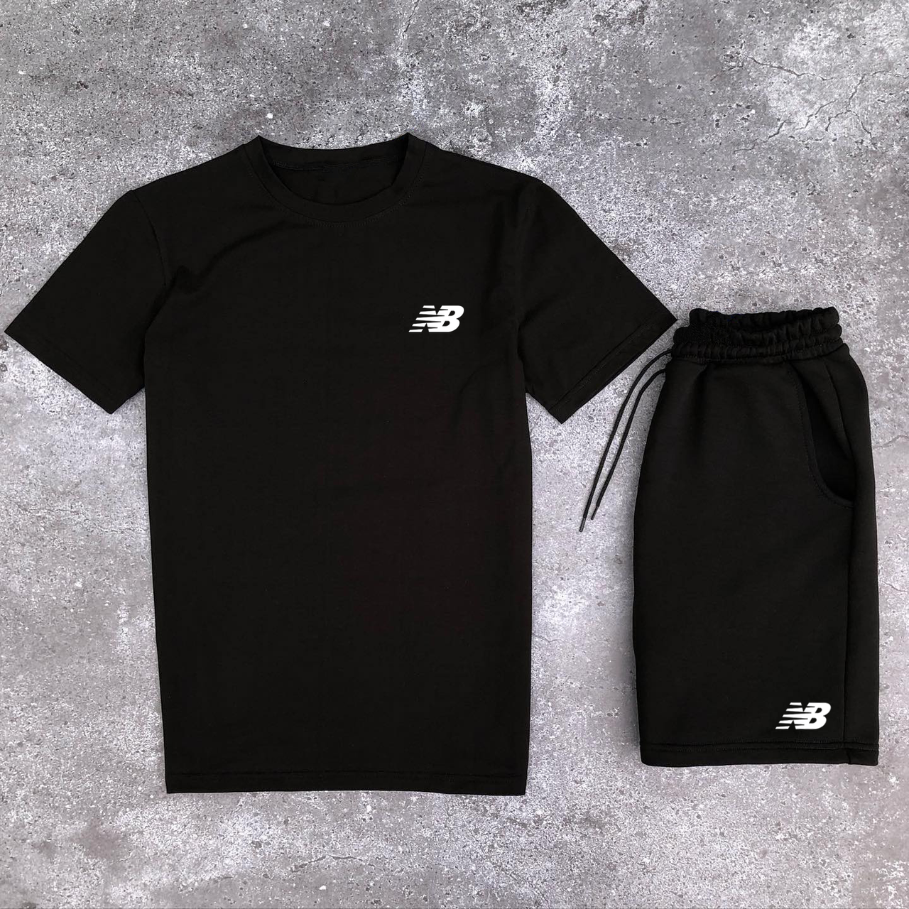 Чоловічий комплект Нью Беленс (New Balance) чорний, футболка та шорти