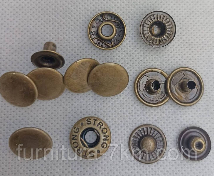 Кнопка "Альфа", колір — антик (бронза).
Діаметр — 15 мм. STRONG. Паковання — 720 шт., фото 1