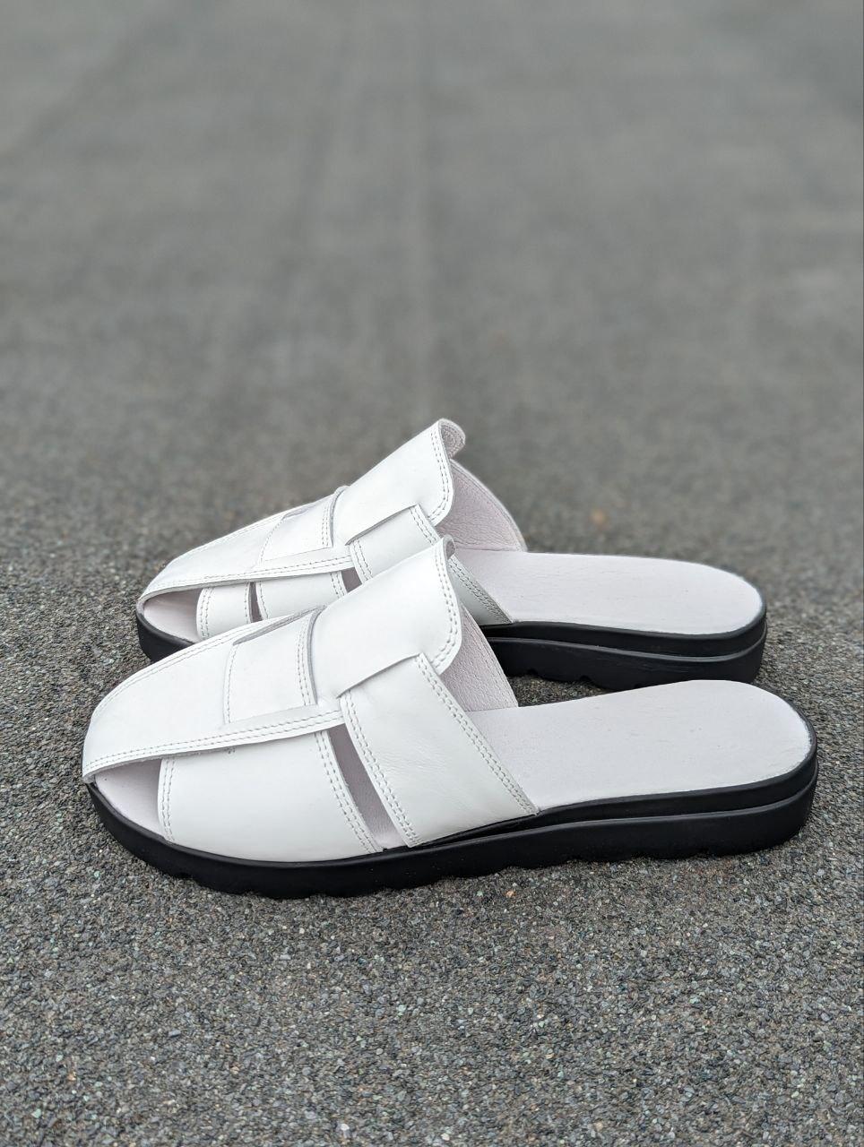 STTOPA Розміри 40-26 см. Шльопанці великих розмірів шкіряні. 361-3641 Білі, фото 1