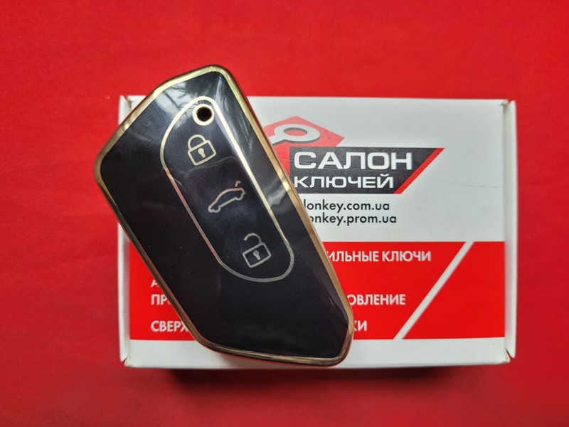 Чохол для ключа Фольцваген TPU Black and Gold Суперякість