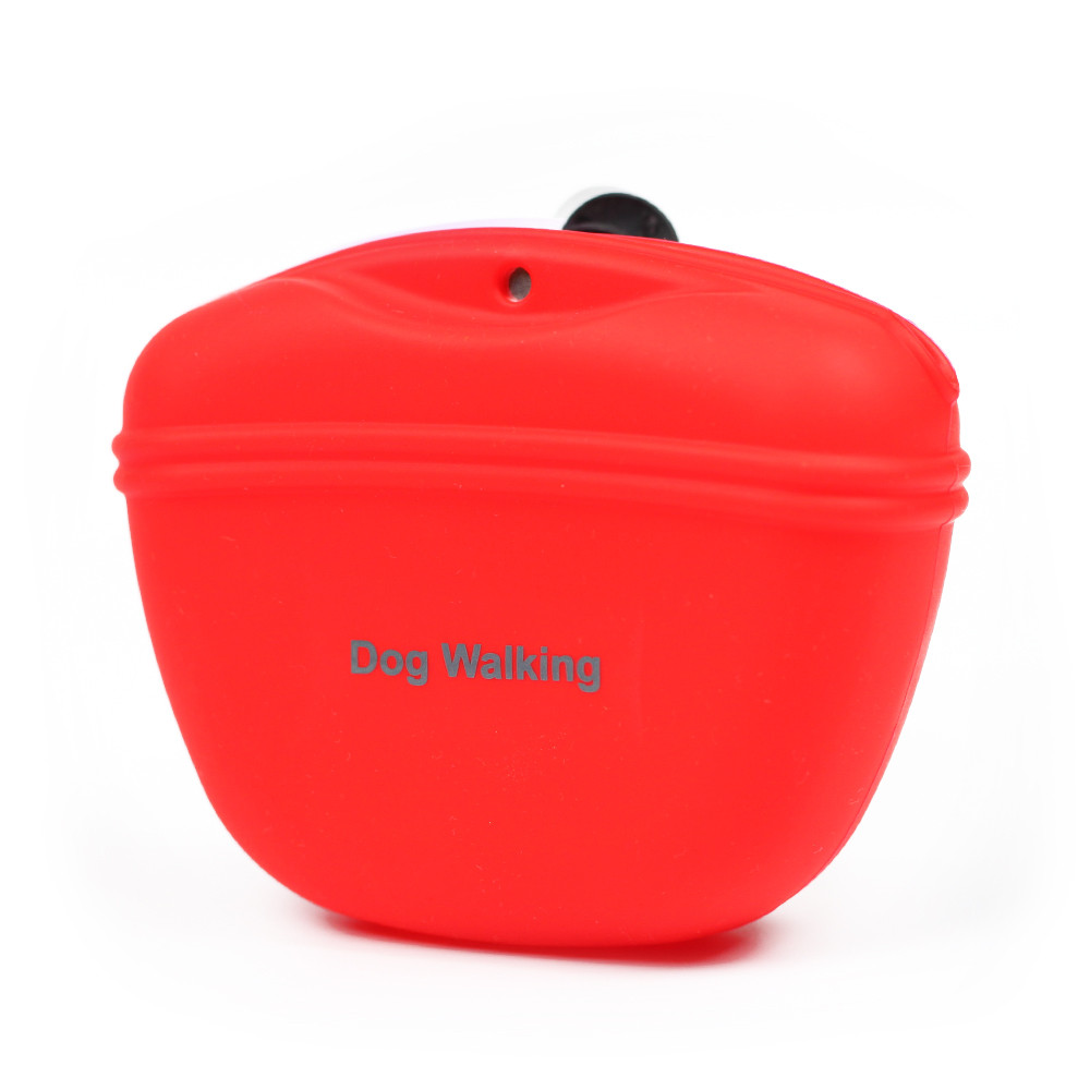 Сумочка для ласощів силіконова для собак Dog Walking TREATS BAG червона, фото 1
