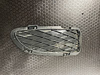 Заглушка/решетка переднего бампера правая на Mazda 6 (GG) 2002-2007г. - GK2C50C11 - MAZDA