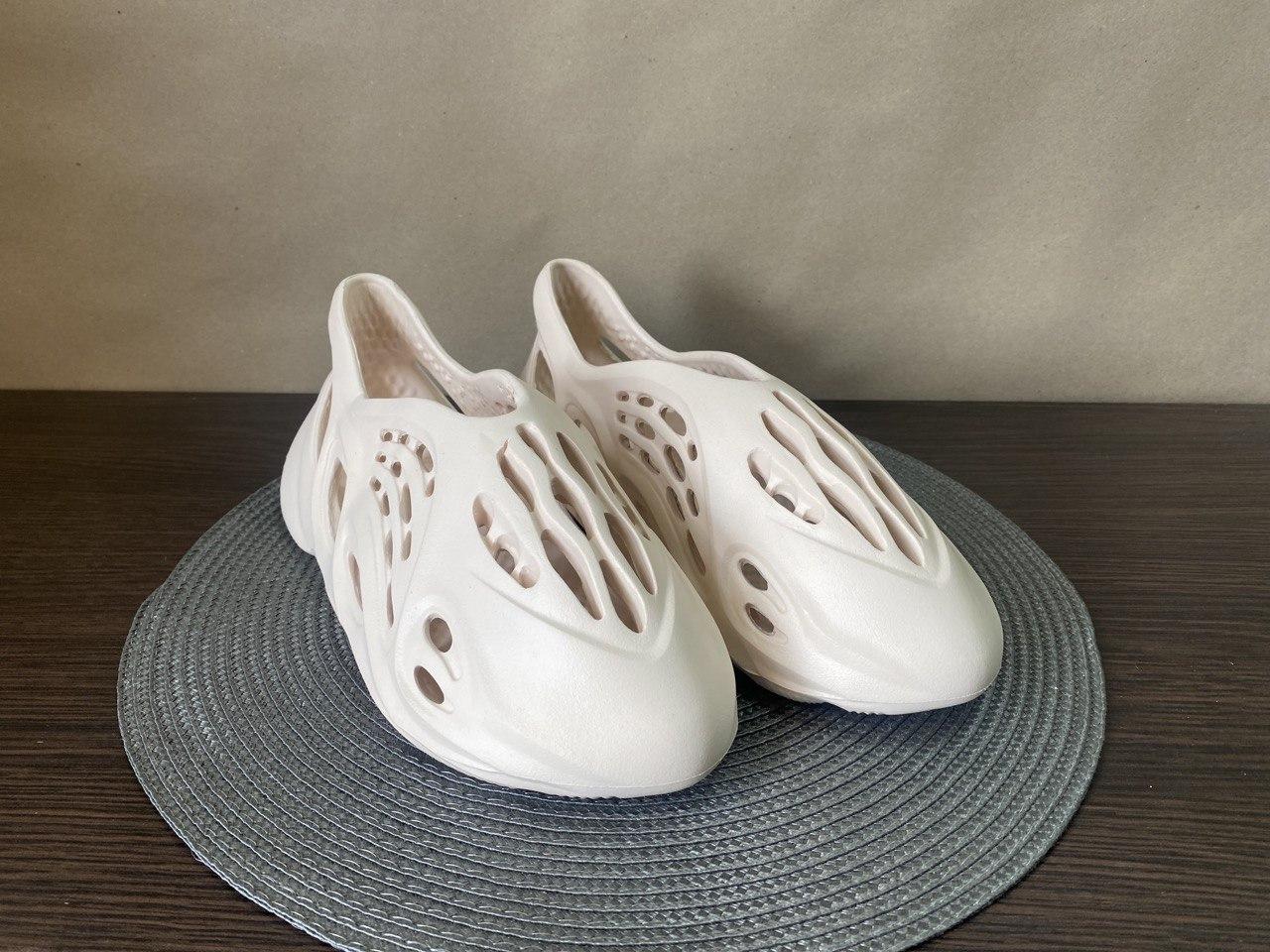 Кросівки Yeezy Foam Runner OFF WHITE унісекс