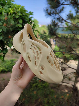 Кросівки Yeezy Foam Runner BEIGE жіночі унісекс, фото 1