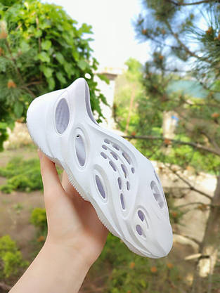 Кросівки БІЛІ Yeezy Foam Runner WHITE жіночі унісекс, фото 3