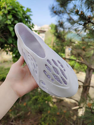Кросівки БІЛІ Yeezy Foam Runner WHITE жіночі унісекс, фото 4