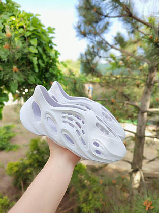 Кросівки БІЛІ Yeezy Foam Runner WHITE жіночі унісекс, фото 5