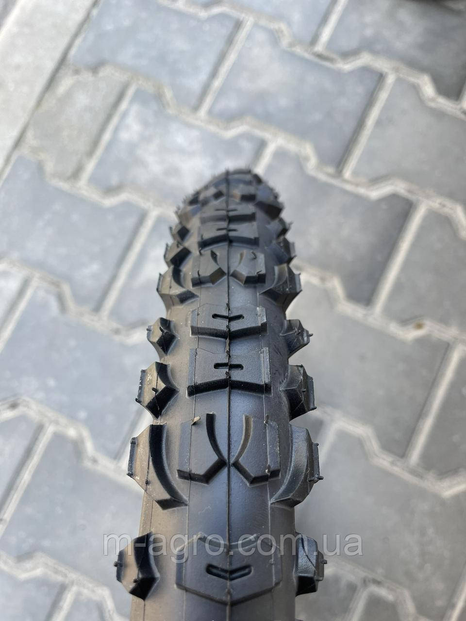 Покришка на велосипед 20х2.125 (вир-во CYKLON)