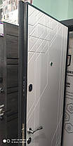 Вхідні металеві двері ПЗ — 260 Графі,белій мат Міністерство дверей 860пр, фото 2