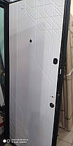 Вхідні металеві двері ПЗ — 260 Графі,белій мат Міністерство дверей 860пр, фото 3