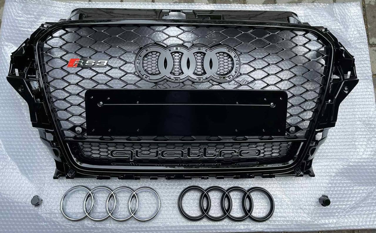 Решітка радіатора Audi A3 8V (12-16) тюнінг стиль RS3 (чорна + quattro)