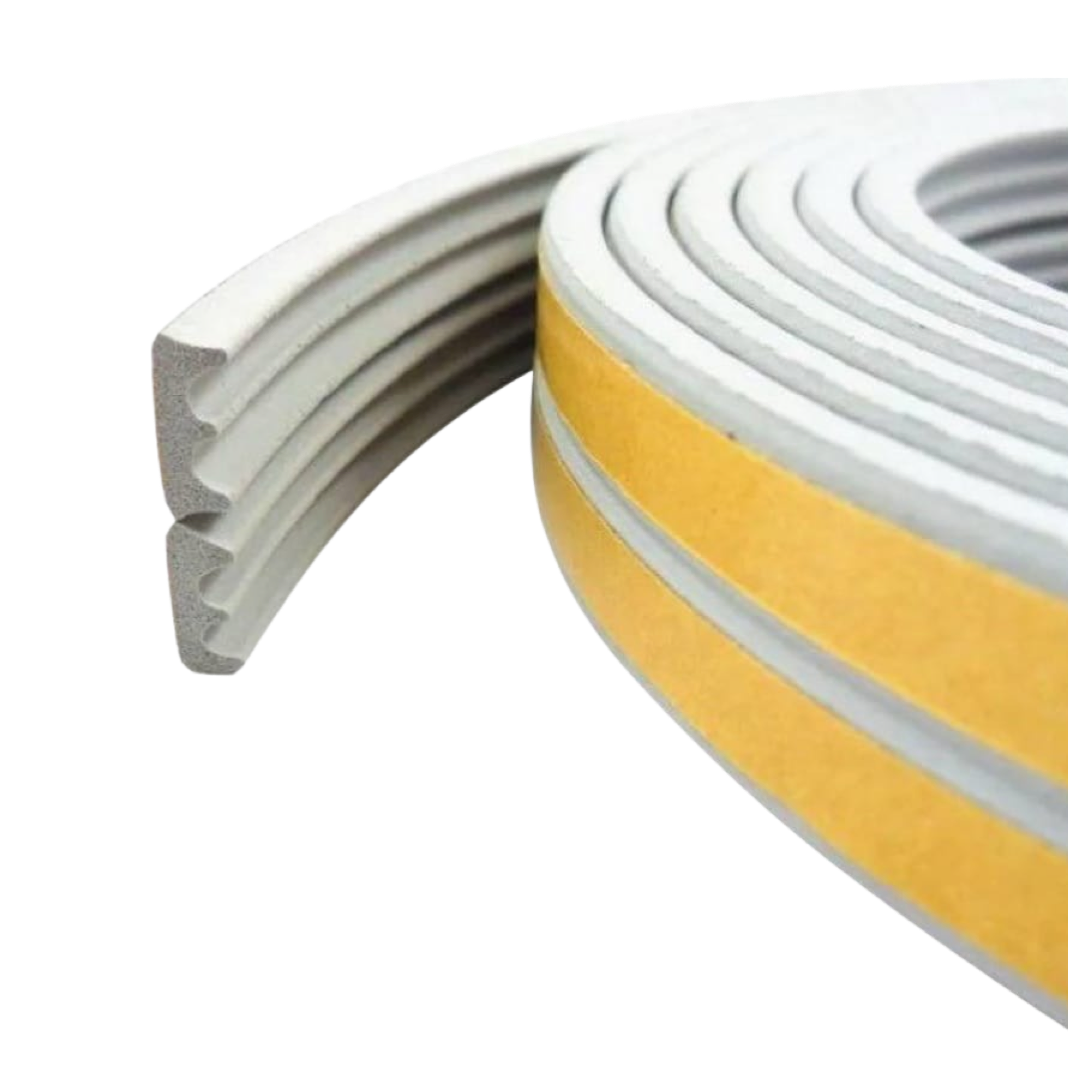 Ущільнювач самоклеючий Майстер E білий 9 х 4 мм 150 м (А0050693)