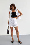 Жіночий костюм із шортами та жилеткою білий, фото 2