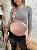 Модная женская сумка бананка большого размера с эко кожи розовая