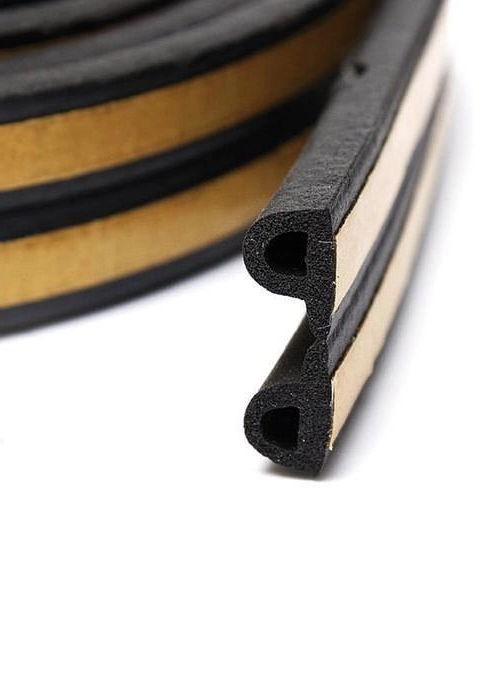 Ущільнювач самоклеючий Майстер Р чорний 9 х 5.5 мм 100 м (А0050696)