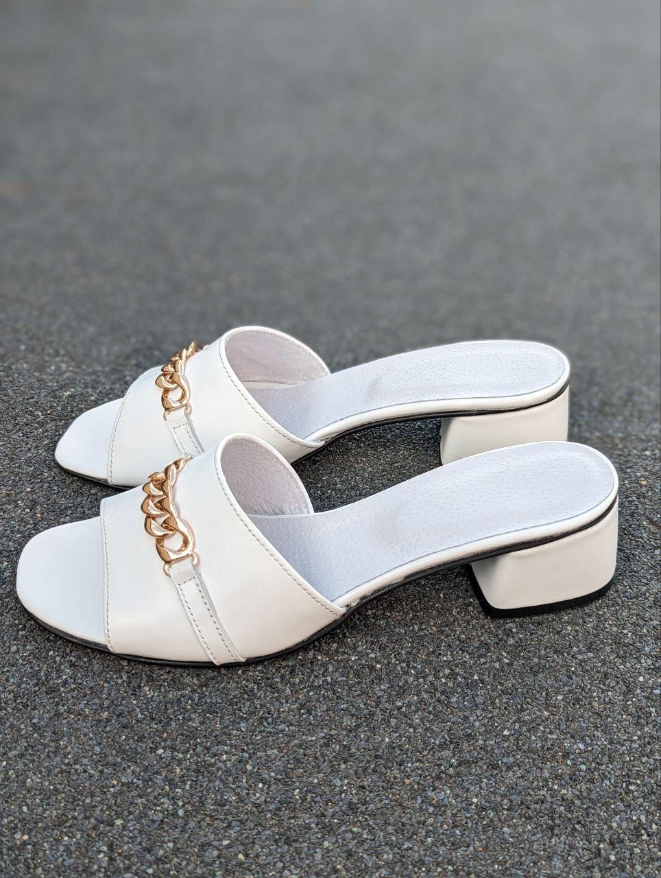 STTOPA Розміри 36-44. Шльопанці великих розмірів шкіряні. Каблук 4,5 см. 124-3644-45-2 Білі, фото 1