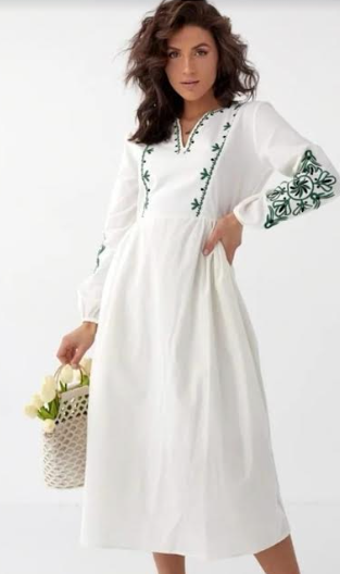 Сукня жіноча вишита білого кольору з яскравою зеленою вишивкою, довгі рукави розмір S, M, L